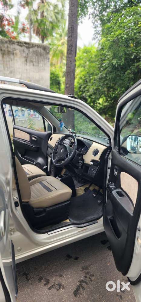 Maruti Suzuki Wagon R Vxi Mt 1.0l, 2017, Petrol