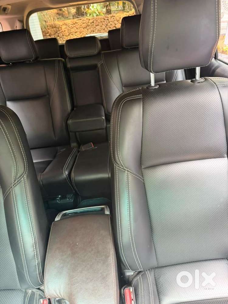 Toyota Fortuner 2017 Diesel 195000 Km Driven
