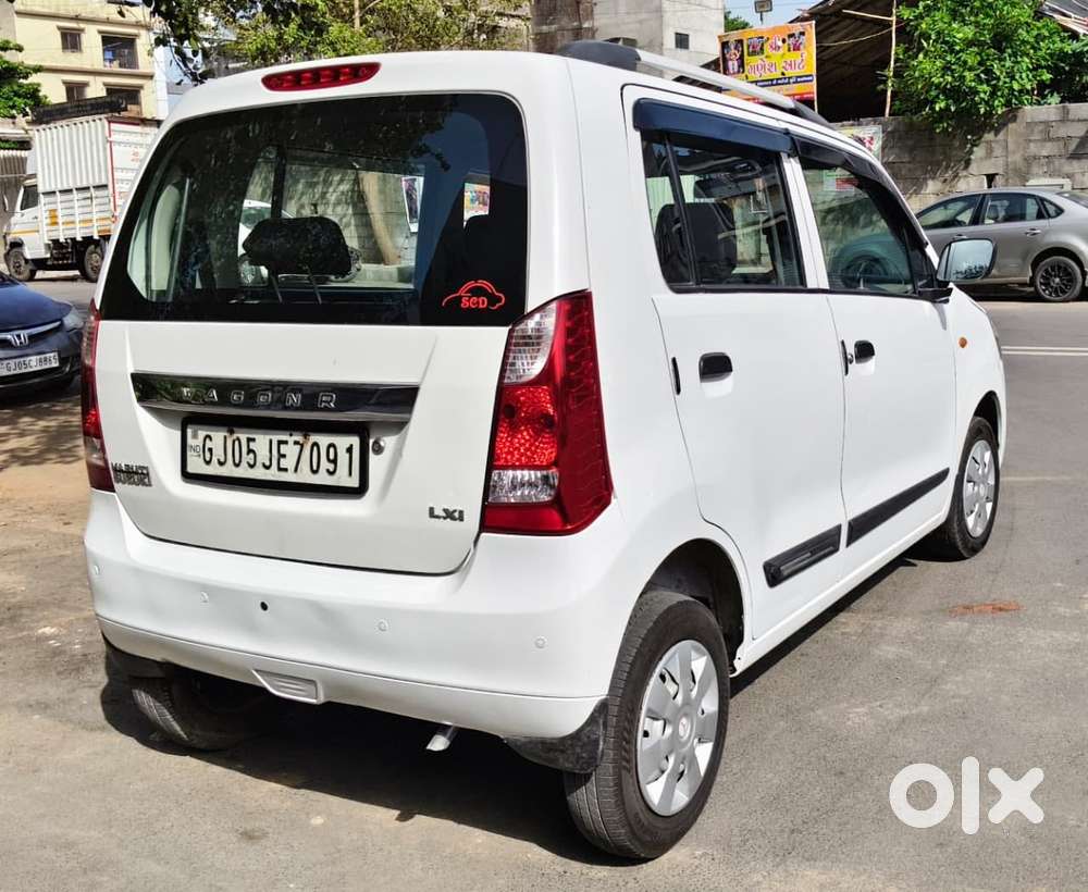 Maruti Suzuki Wagon R Vxi Amt Opt, 2014, Cng & Hybrids