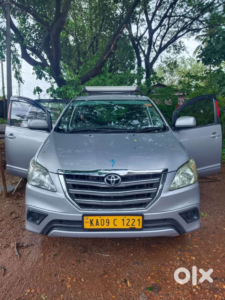Toyota Innova 2014 Diesel Well Maintained
