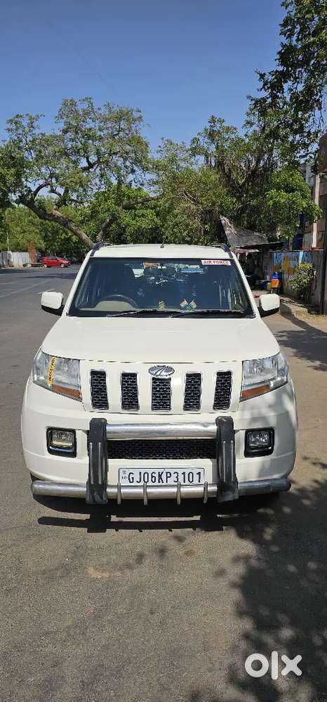 Mahindra Tuv 300 2017 Diesel Well Maintained
