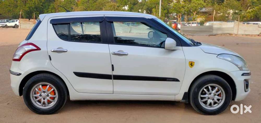 Maruti Suzuki Swift Lxi Optional-o, 2016, Cng & Hybrids