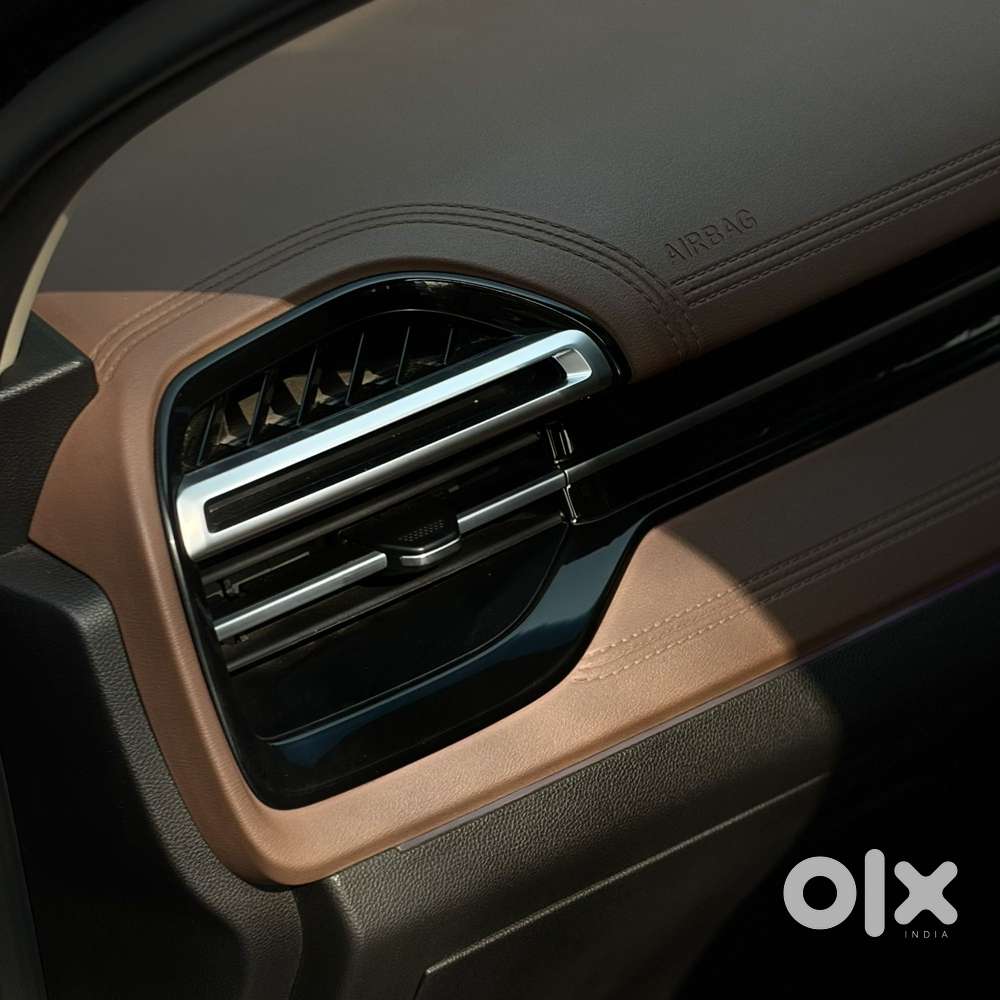 Mg Hector Plus Sharp Pro 1.5 Turbo Petrol Cvt 6 Str, 2023, Petrol