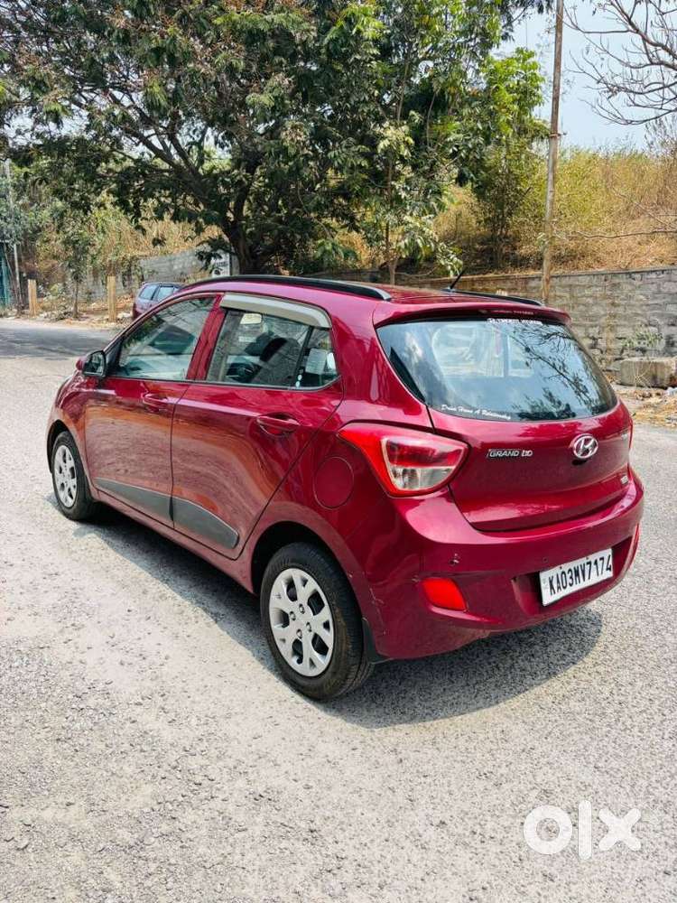 Hyundai Grand I10 Sportz Edition, 2015, Petrol