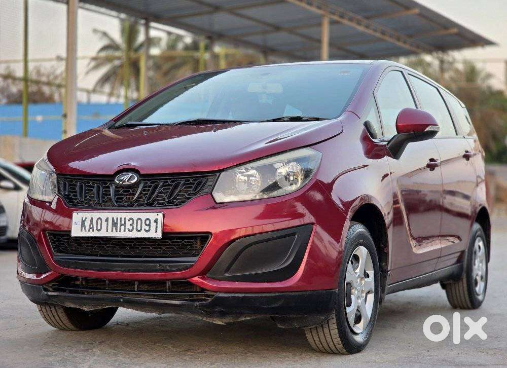 Mahindra Marazzo M4, 2019, Diesel