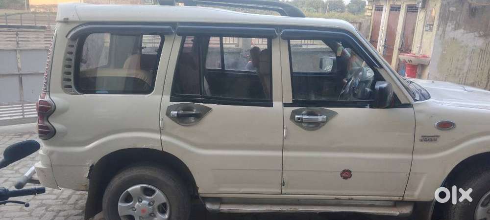 Mahindra Scorpio 2013 Diesel 45000 Km Driven