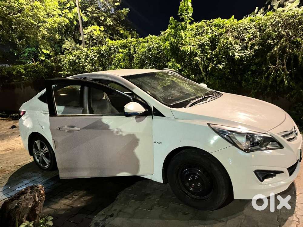 I'm Selling My Neat And Clean Verna 2016