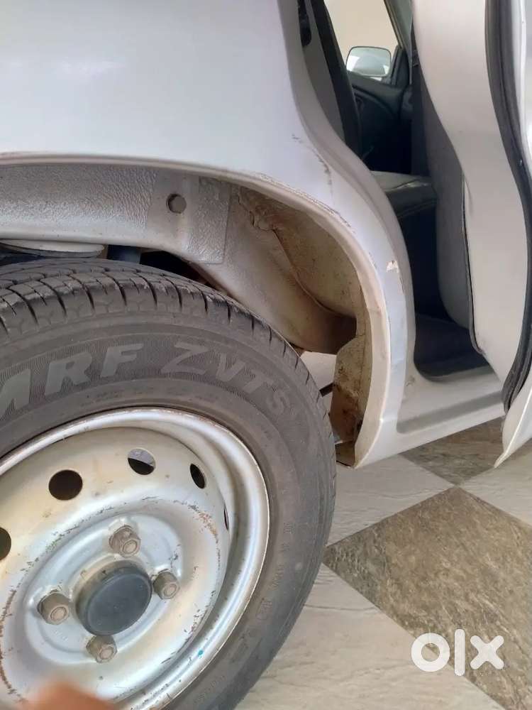 Maruti Suzuki Alto 800 Lxi 2012