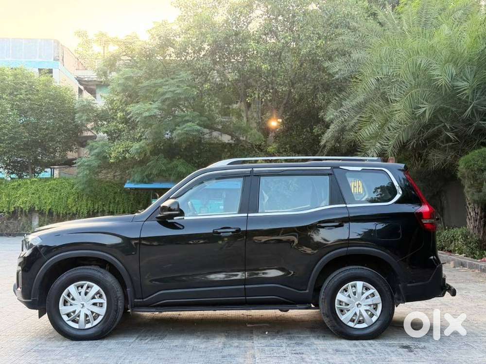 Mahindra Scorpio-n 2.0 Z2 Petrol Mt 7 Str, 2024, Petrol
