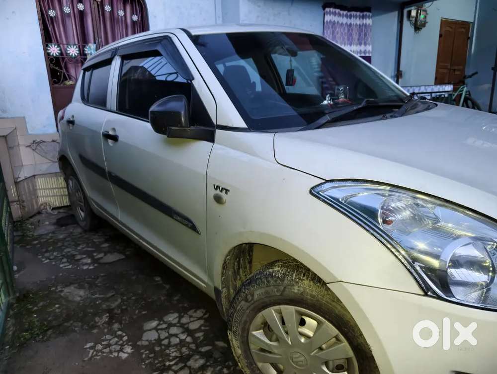 Maruti Suzuki Swift 2013 Lxi