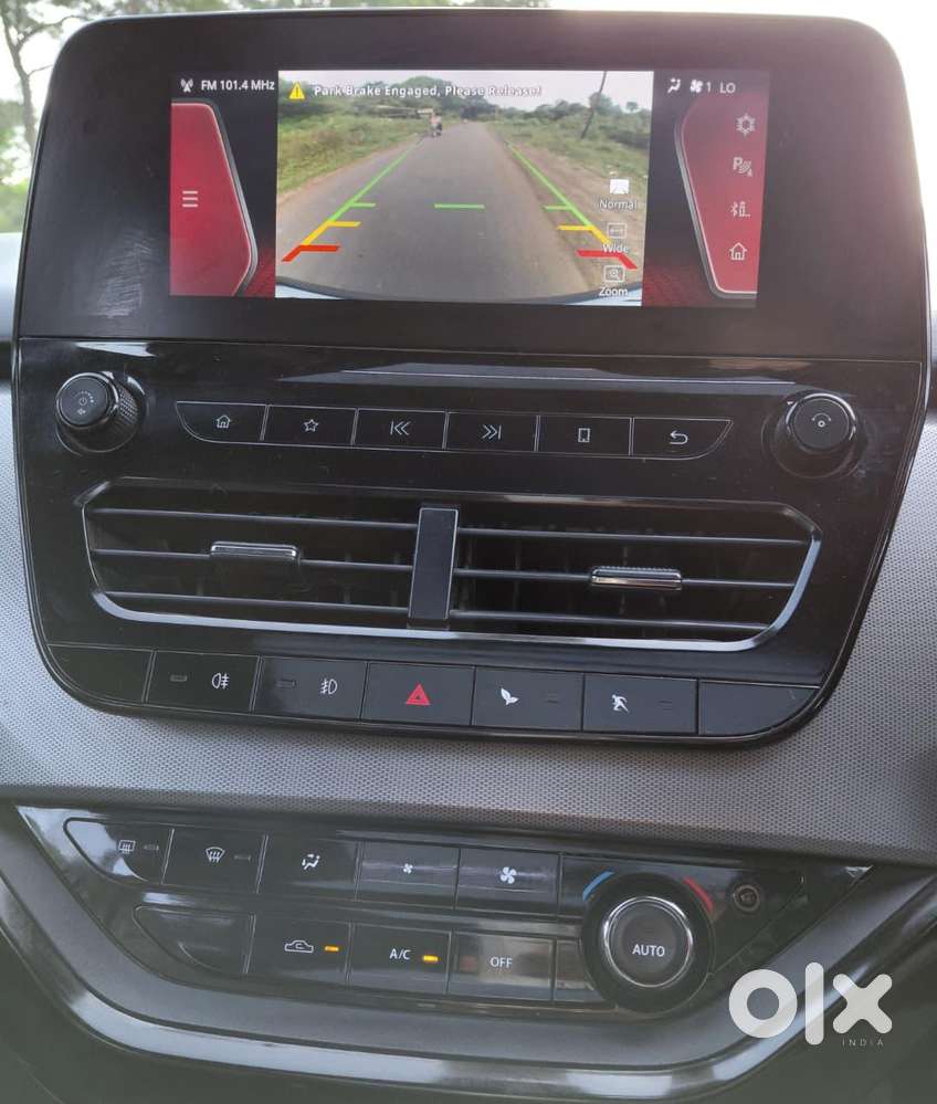 Tata Safari 2.0 Xz Plus Dark Edition, 2022, Diesel