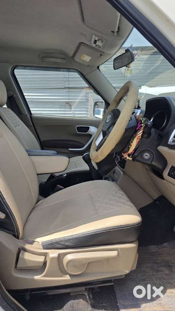 Mahindra Tuv 300 Mhawk100 T8, 2015, Diesel
