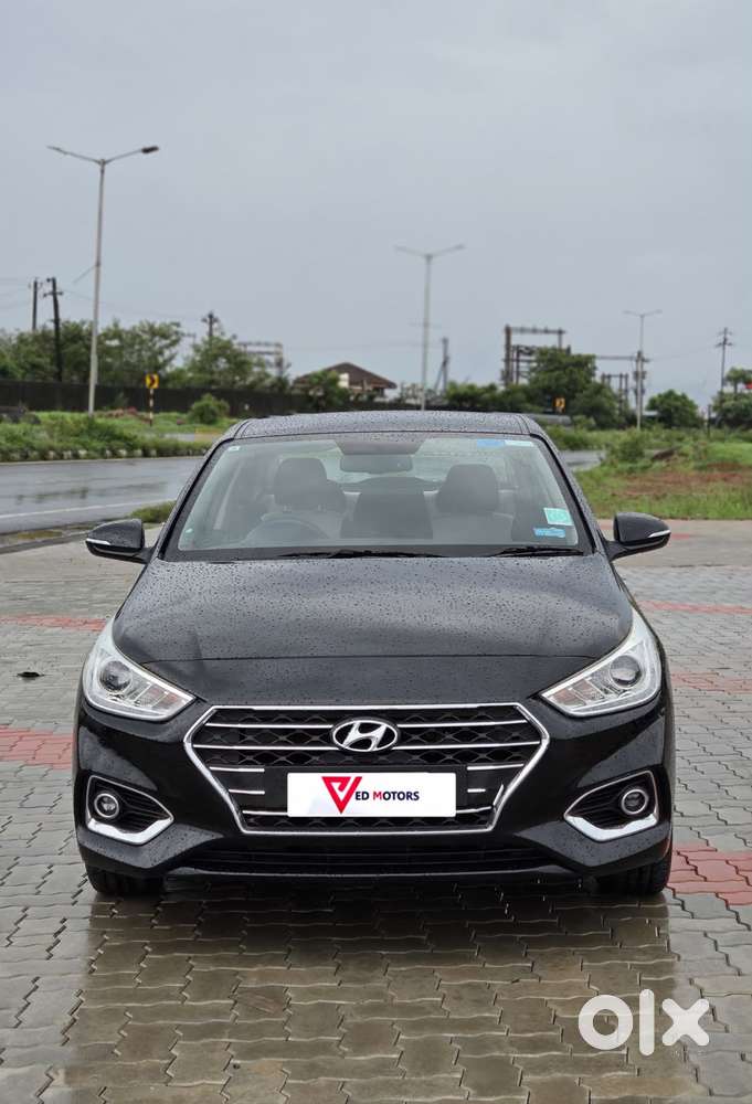 Hyundai Verna 1.5 Sx Petrol Mt, 2019, Petrol