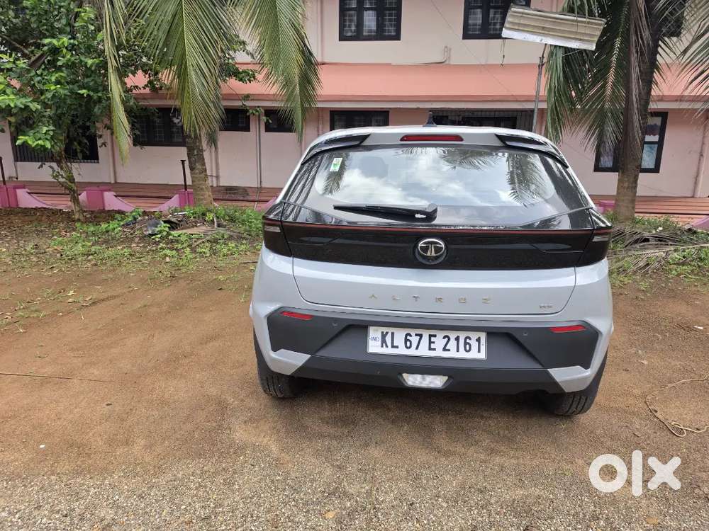 Tata Altroz 2026 Showroom Condition