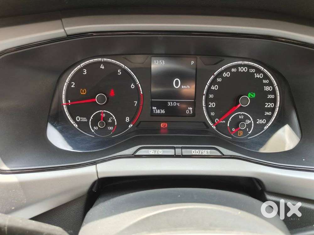 Volkswagen Taigun 1.0 Tsi Highline At, 2022, Petrol