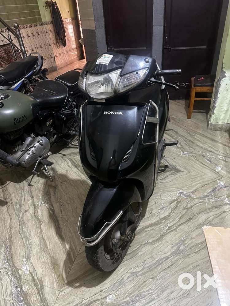 urjent sale Scooters 1822063387