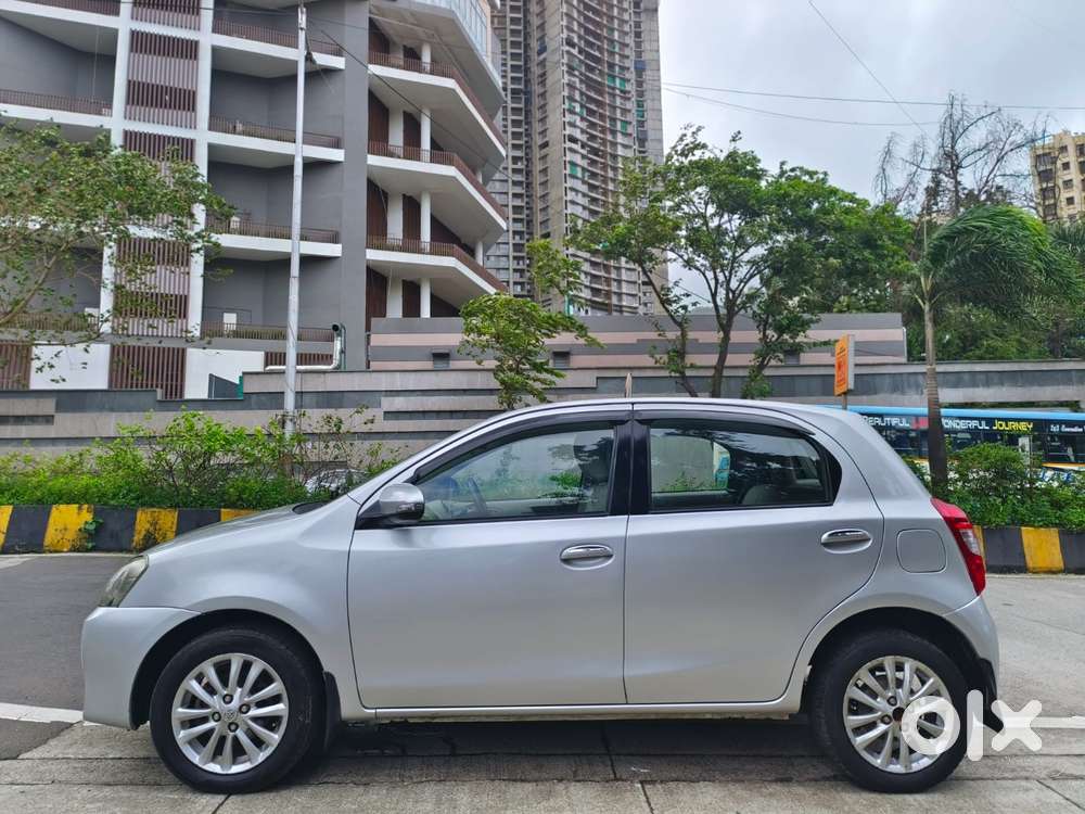 Toyota Etios Liva V Limited, 2014, Petrol