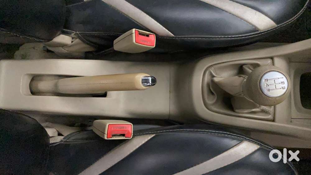Maruti Suzuki Swift Dzire Vxi, 2012, Petrol