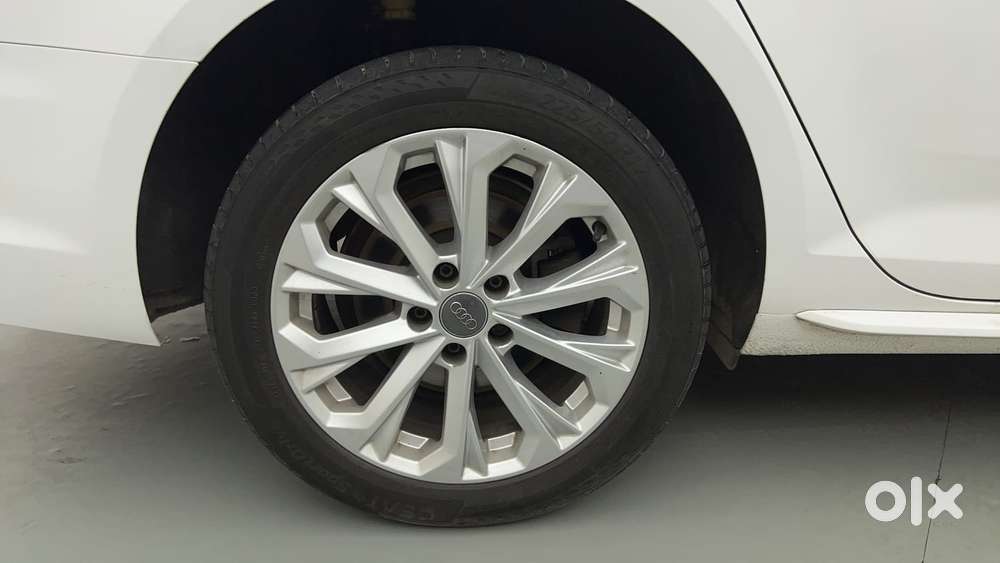 Audi A4 1.8 35 Tfsi Premium Plus, 2019, Petrol