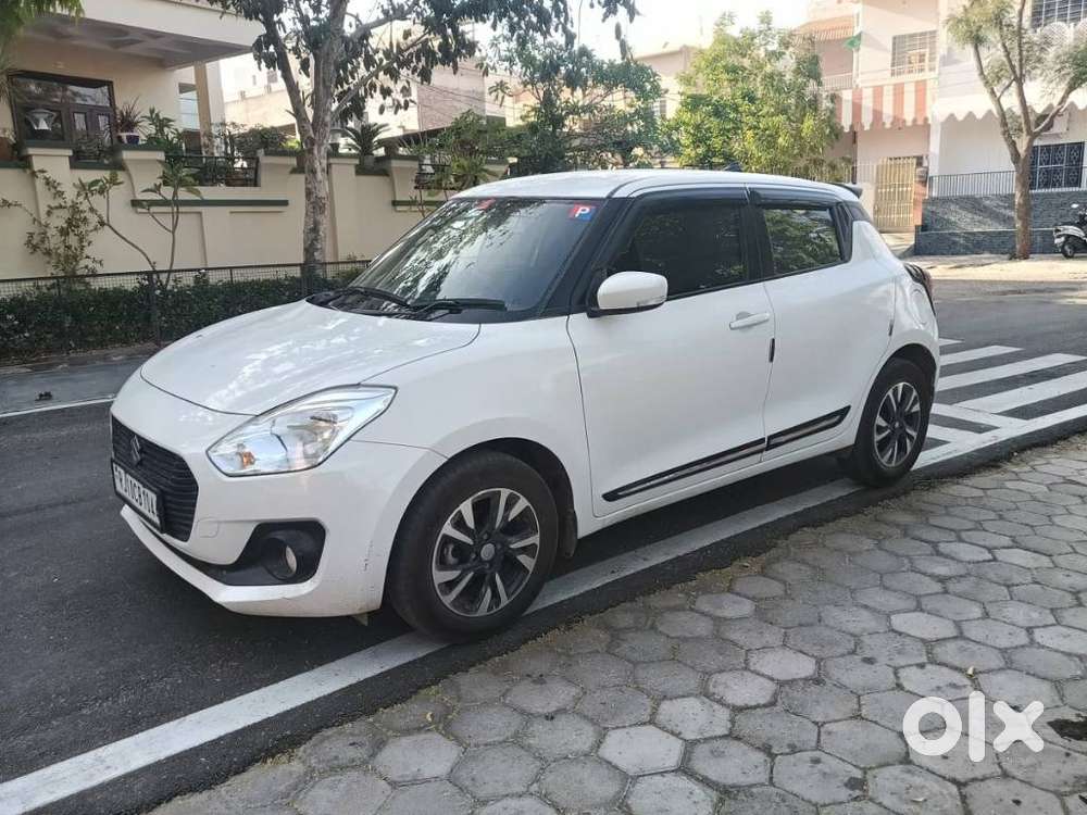 Maruti Suzuki Swift Vxi + Manual, 2020, Petrol