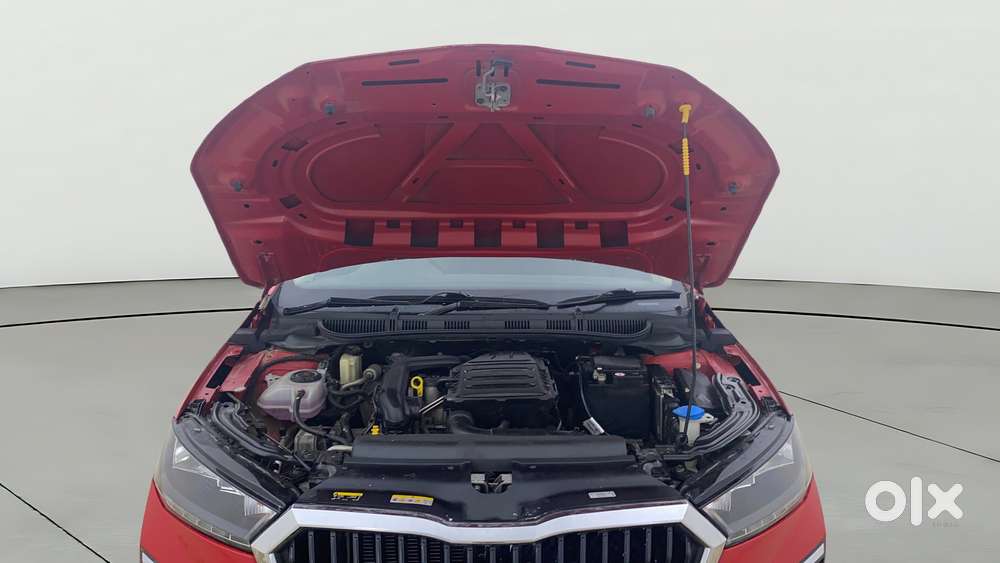 Skoda Slavia 1.0 Ambition Tsi, 2022, Petrol