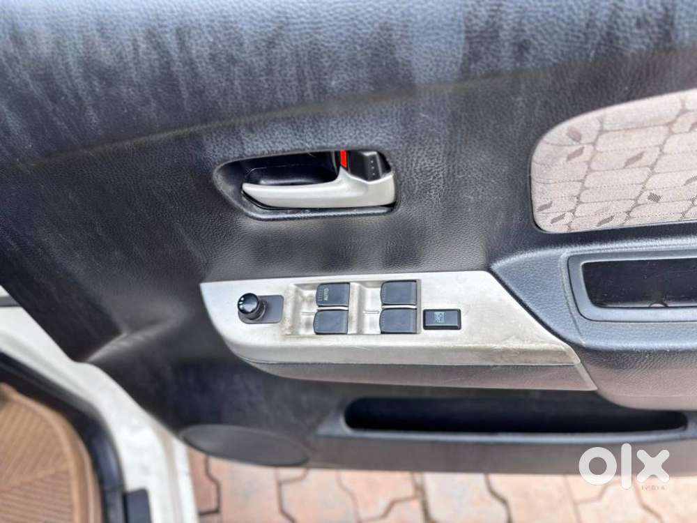Maruti Suzuki Wagon R Vxi, 2014, Petrol