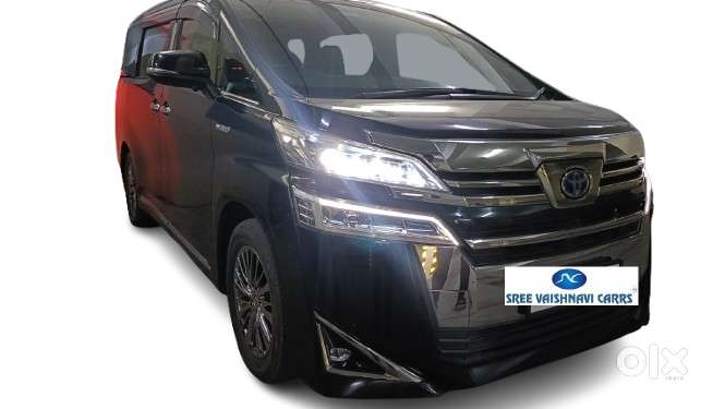 Toyota Vellfire 2.5 Executive Lounge, 2022, Petrol