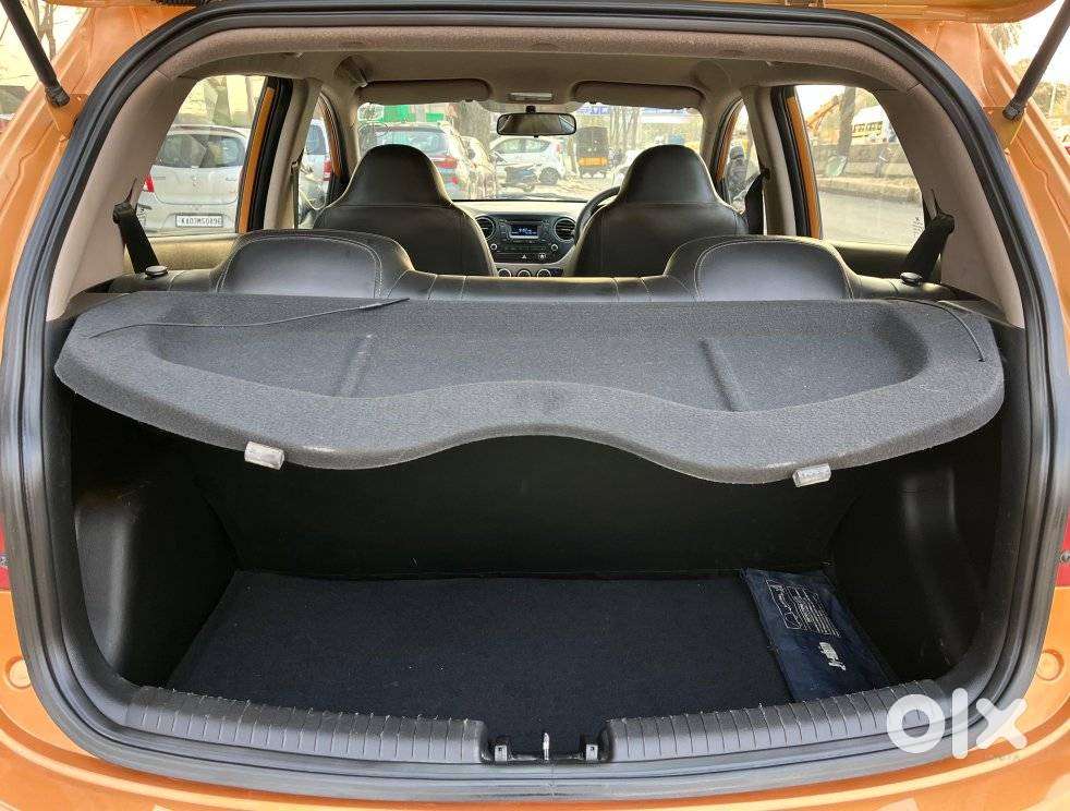 Hyundai Grand I10 Sportz, 2013, Petrol