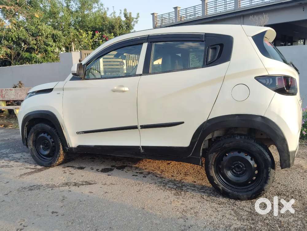 Kuv100 Nxt K6+