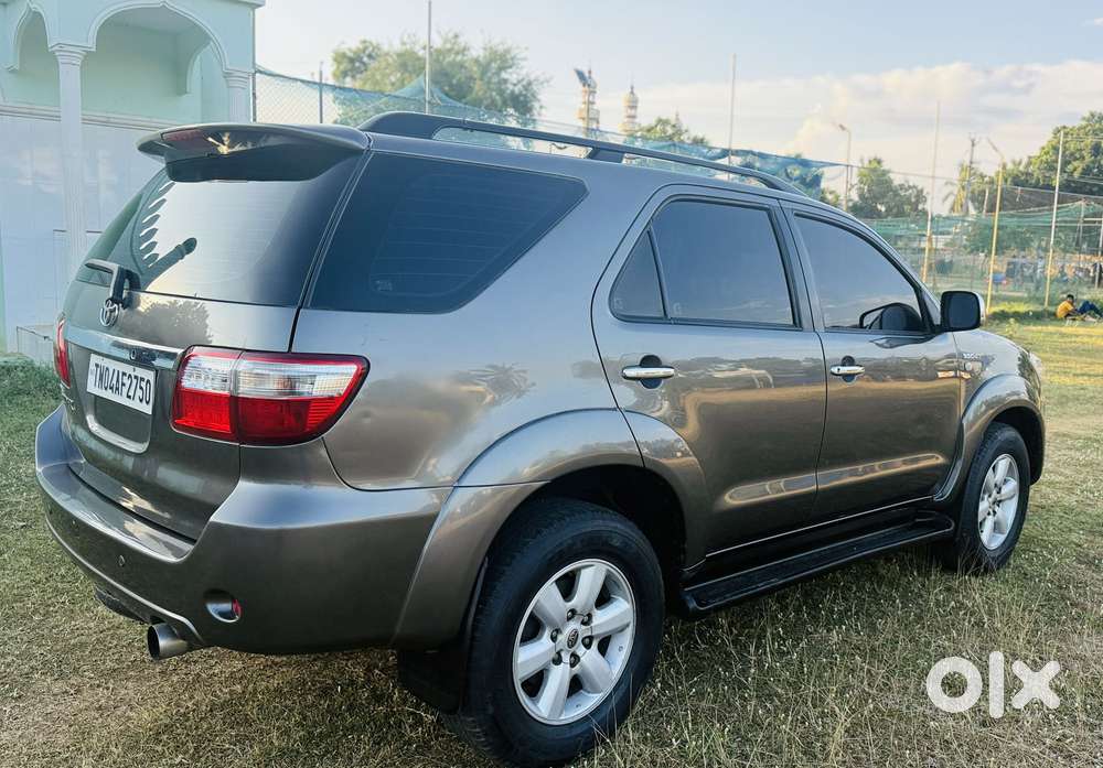 Toyota Fortuner 3.0 4x4 Manual, 2010, Diesel