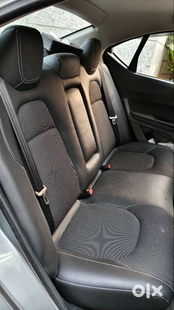 Tata Tigor Xza + (petrol :amt :top-end)