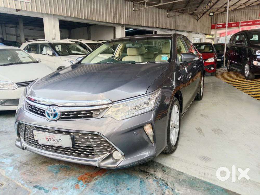 Toyota Camry 2.5 Hybrid, 2015, Petrol