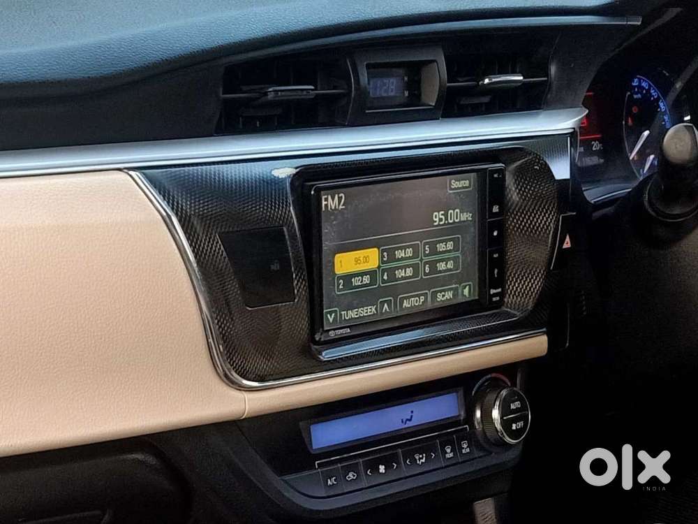 Toyota Corolla Altis 2013-2017 G Mt, 2015, Petrol
