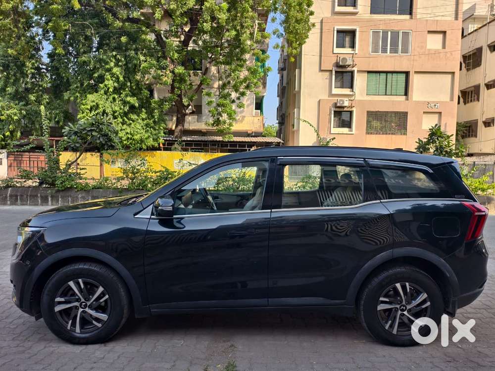 Mahindra Xuv700 2.0 Ax 5 Petrol Mt Str, 2024, Diesel
