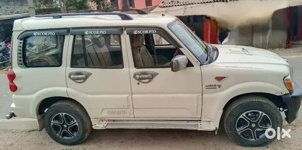 Mahindra Scorpio Classic 2010 Diesel 150000 Km Driven