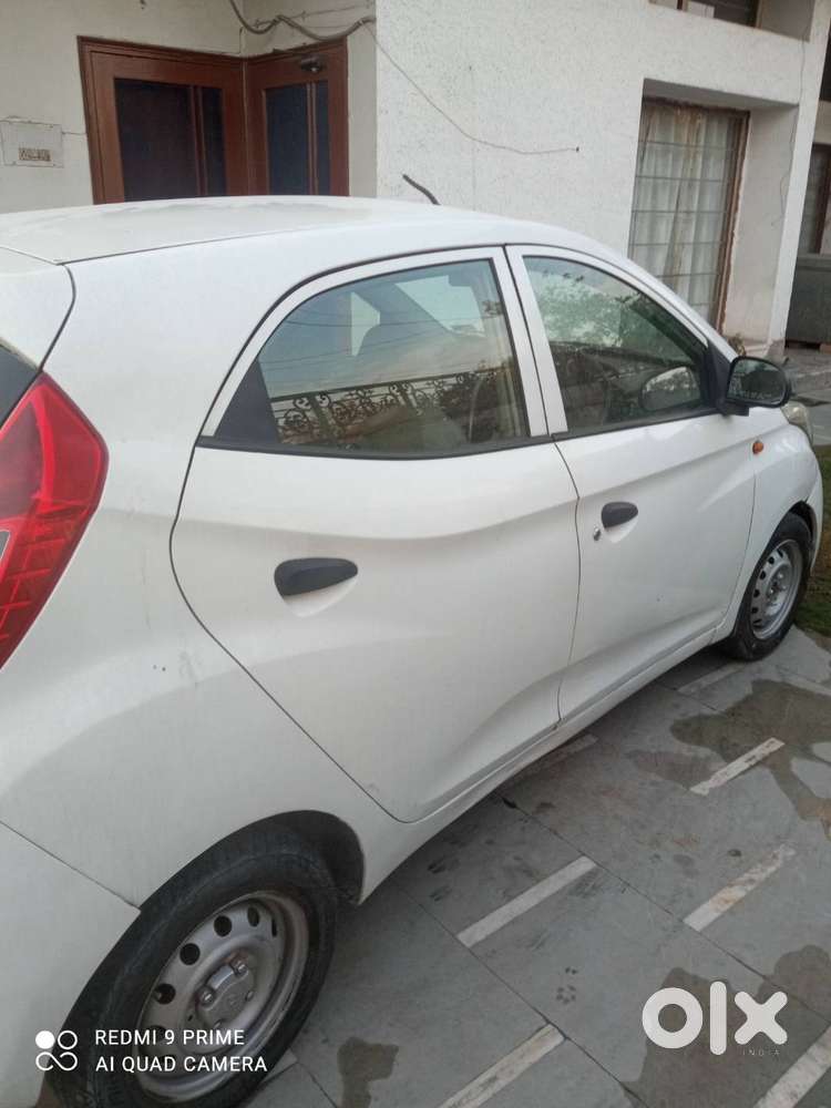 Advocate Driven Single Hand White Car