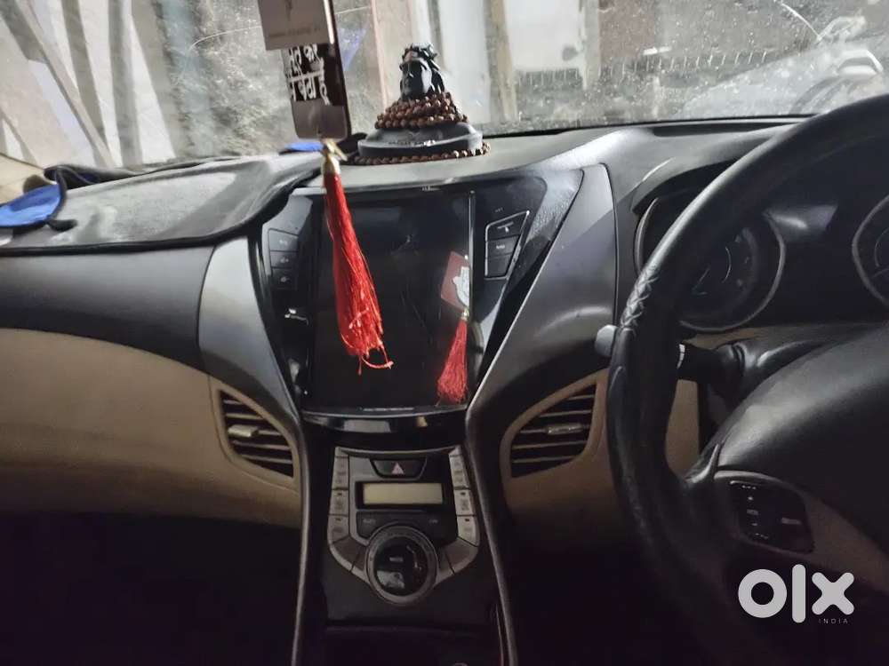 Hyundai Elantra 2013 Petrol 80000 Km Driven