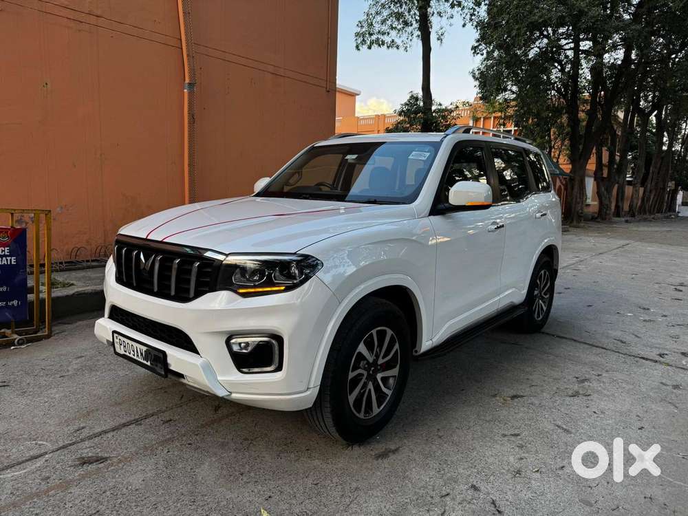 Mahindra Scorpio-n 2.2 Z8 L Diesel At 7 Str, 2023, Diesel