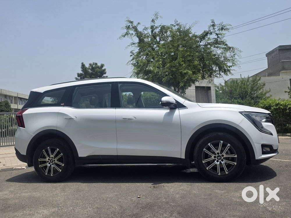 Mahindra Xuv700 2.2 Ax 7 Diesel At Str Awd, 2022, Diesel