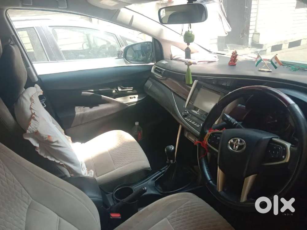 Toyota Innova Crysta 2018