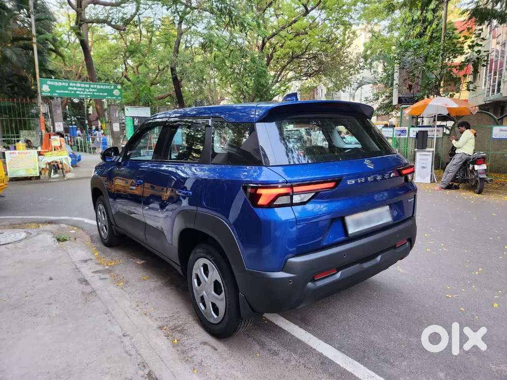 Maruti Suzuki Brezza Vxi At ,2023, Petrol