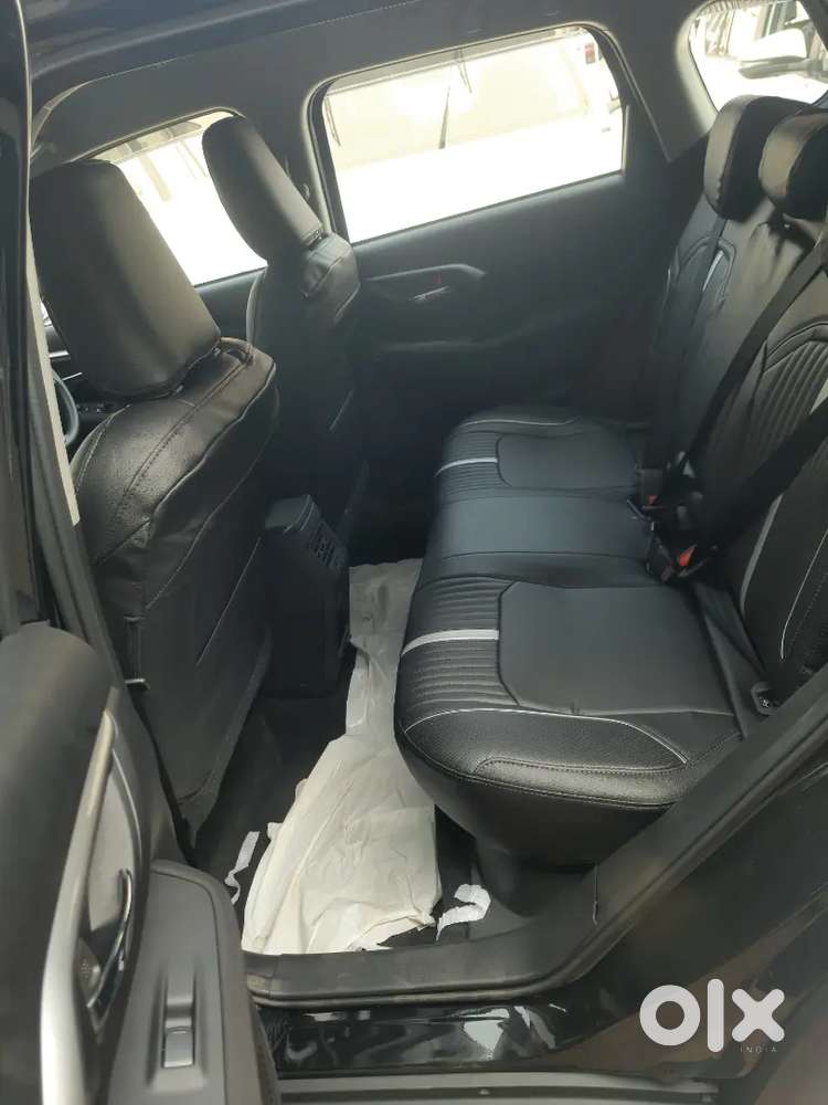 Toyota New Hyryder With Scooty Free In It.