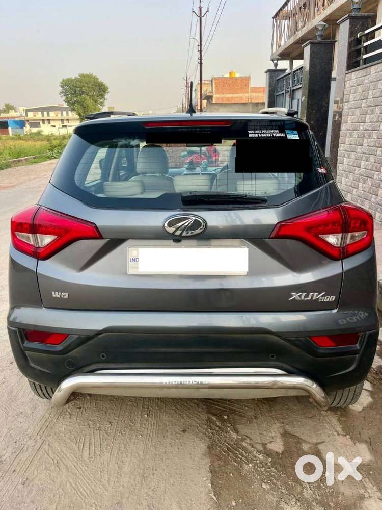 Mahindra Xuv300 W8 Diesel, 2022, Diesel