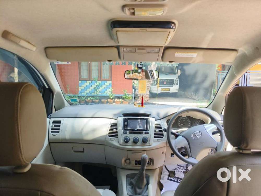 Innova 8 Seater 35000 Km Run Very Good Condition  Single Owner