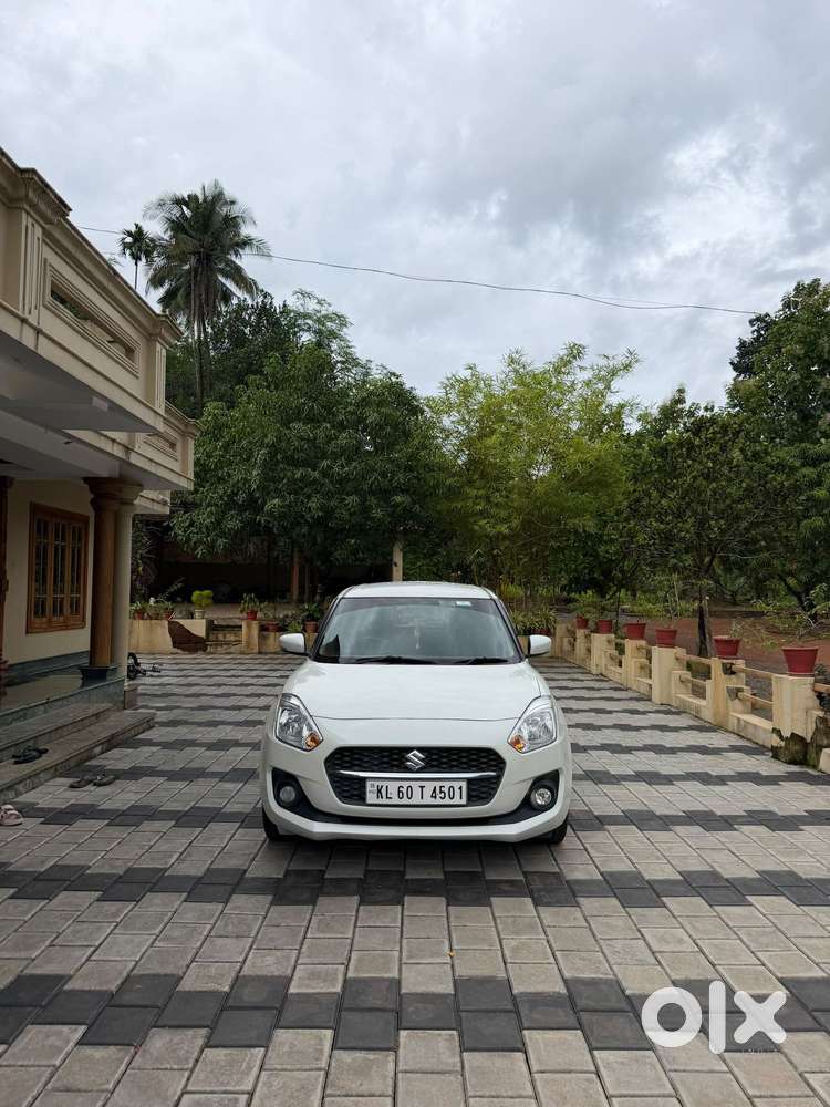 Maruti Suzuki Swift Zxi, 2022, Petrol