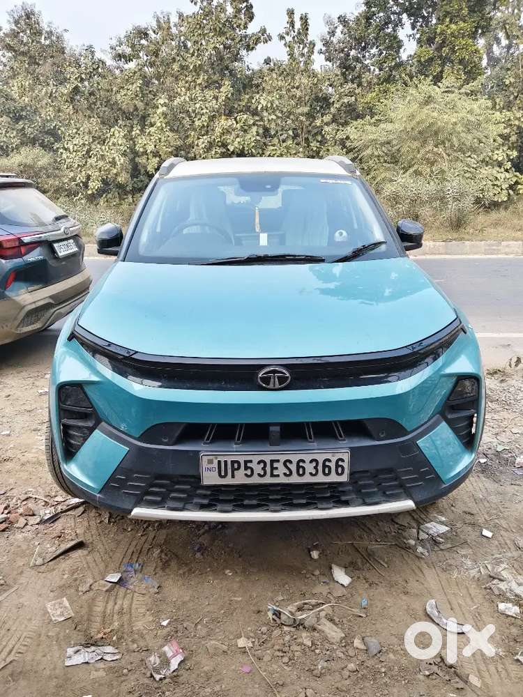 Tata Nexon  Creative Plus Dual Tone 2023 Petrol 36000 Km Driven