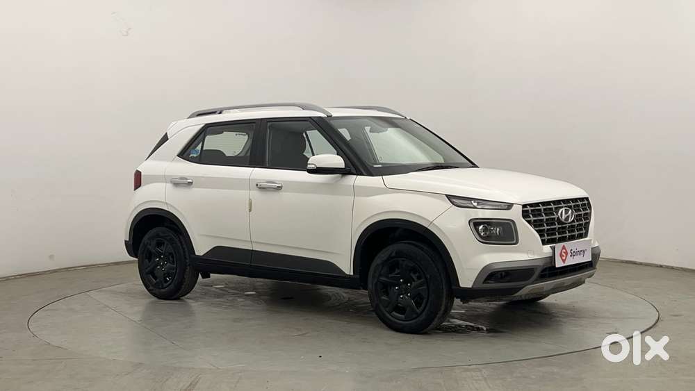 Hyundai Venue 1.2 S Plus, 2022, Petrol