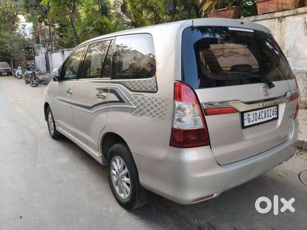 Toyota Innova 2.5 V 8 Str, 2013, Diesel