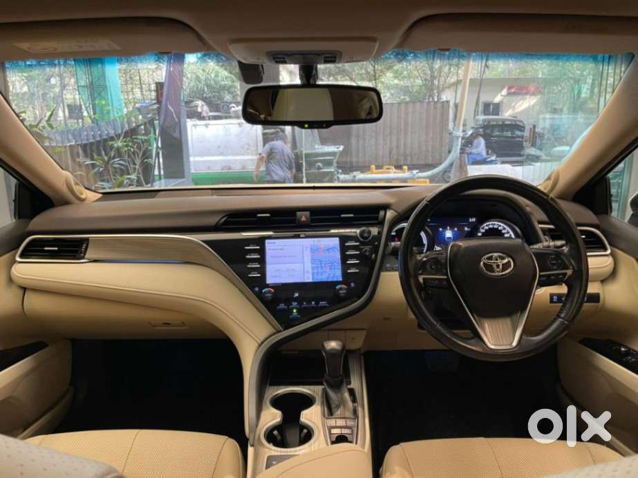 Toyota Camry Hybrid, 2021, Petrol