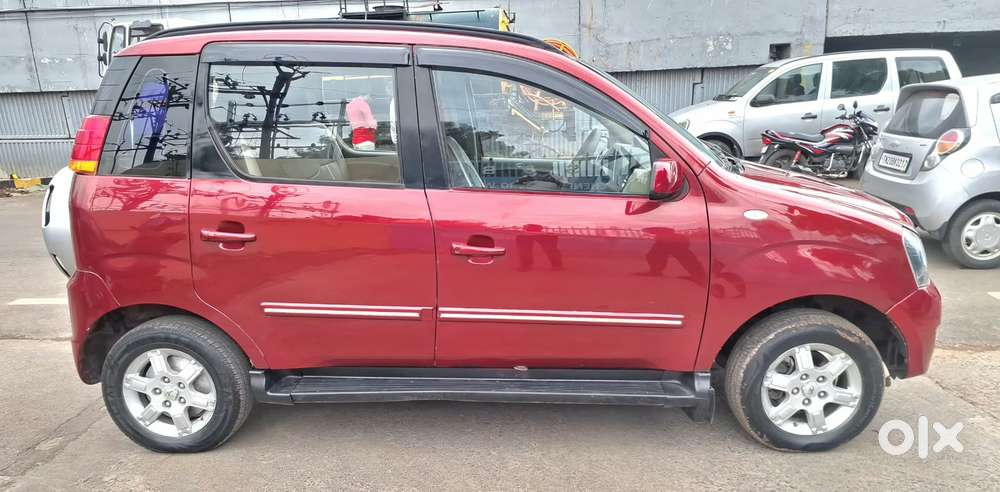 Mahindra Quanto C8, 2012, Diesel